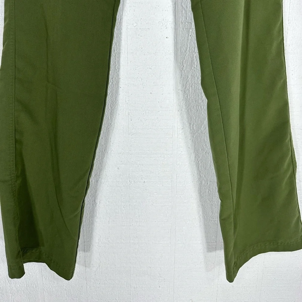 Figs Cairo cargo scrub pants green size L